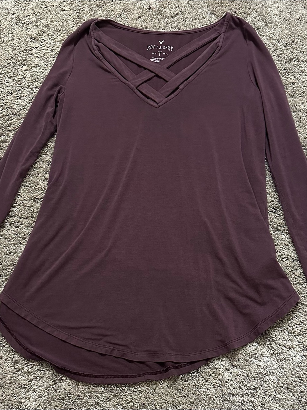 #213 American Eagle Women's Long-Sleeve Crisscross V-Neck Top - Plum